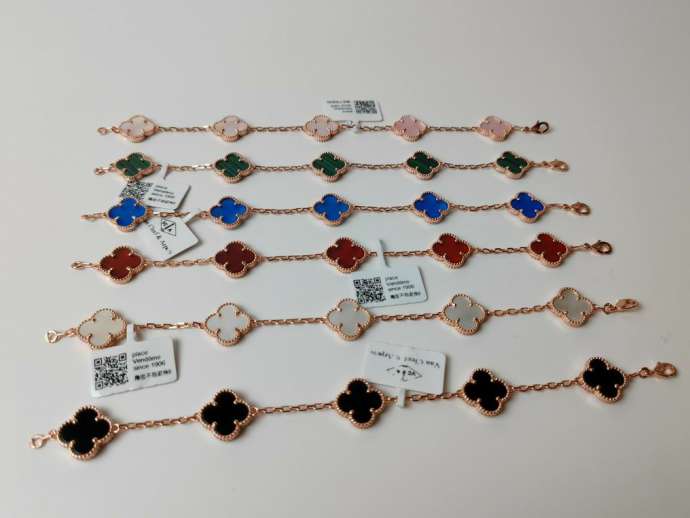 Picture of Van Cleef Arpels Bracelet _SKUVanCleef&Arpelsbraceletlyh1616302